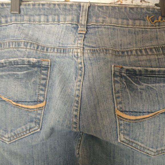 Kali Denim Jeans Med to Light Size 15 Jrs Boot Str - Picture 11 of 11